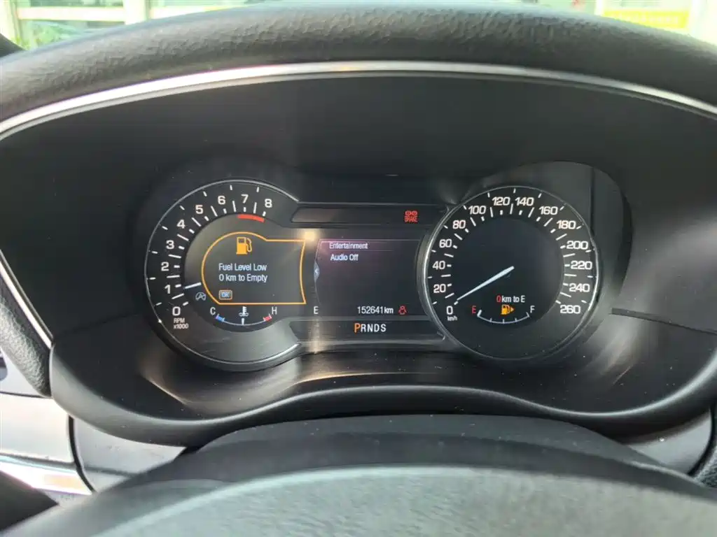 Фото 12 - Lincoln MKC