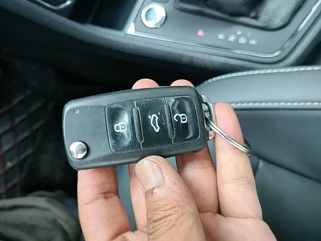 Volkswagen Lavida 2017 230TSI DSG Comfort Edition фото 9