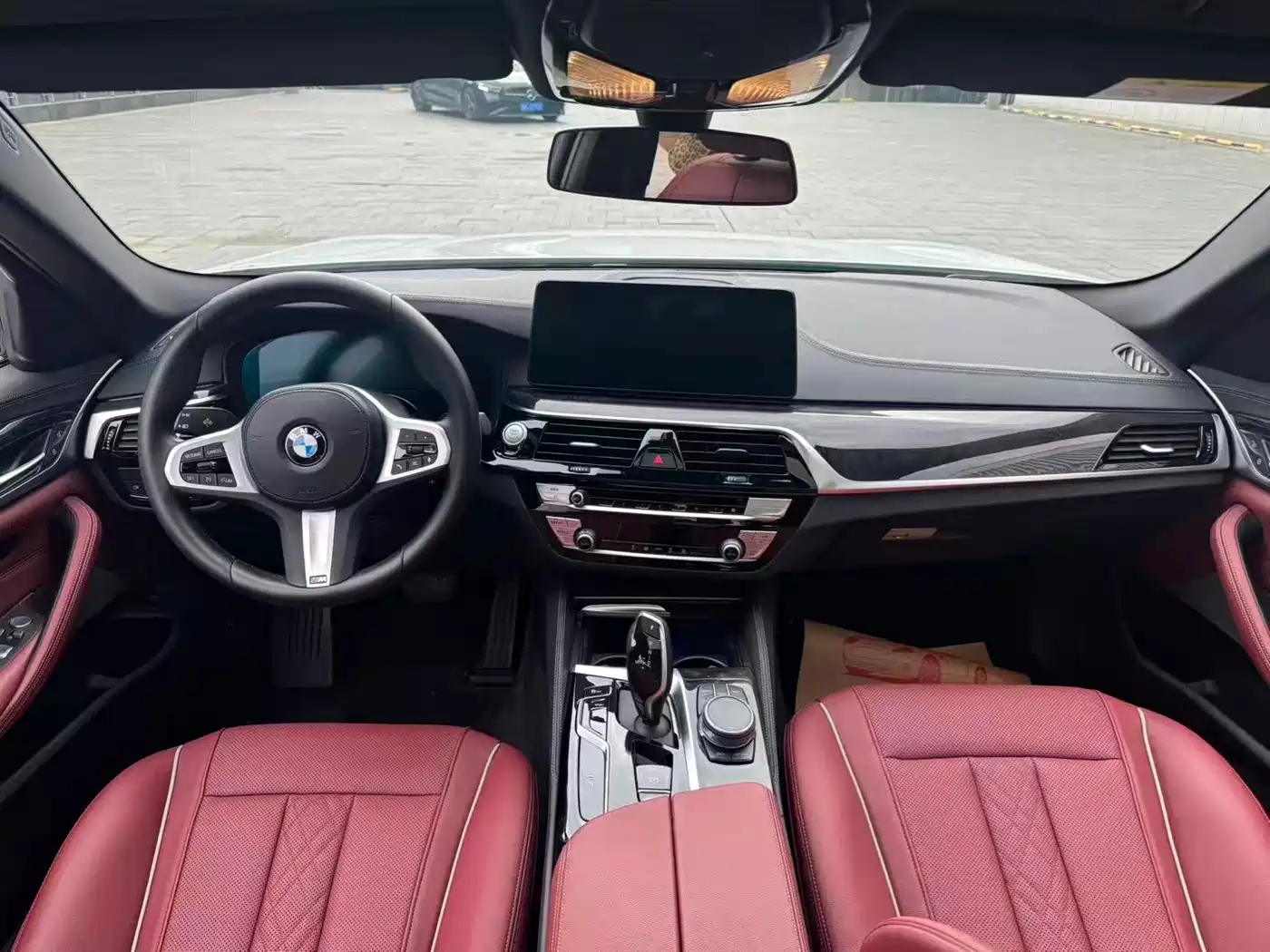 BMW 5 Series 2022 525Li M Sport Package фото 6