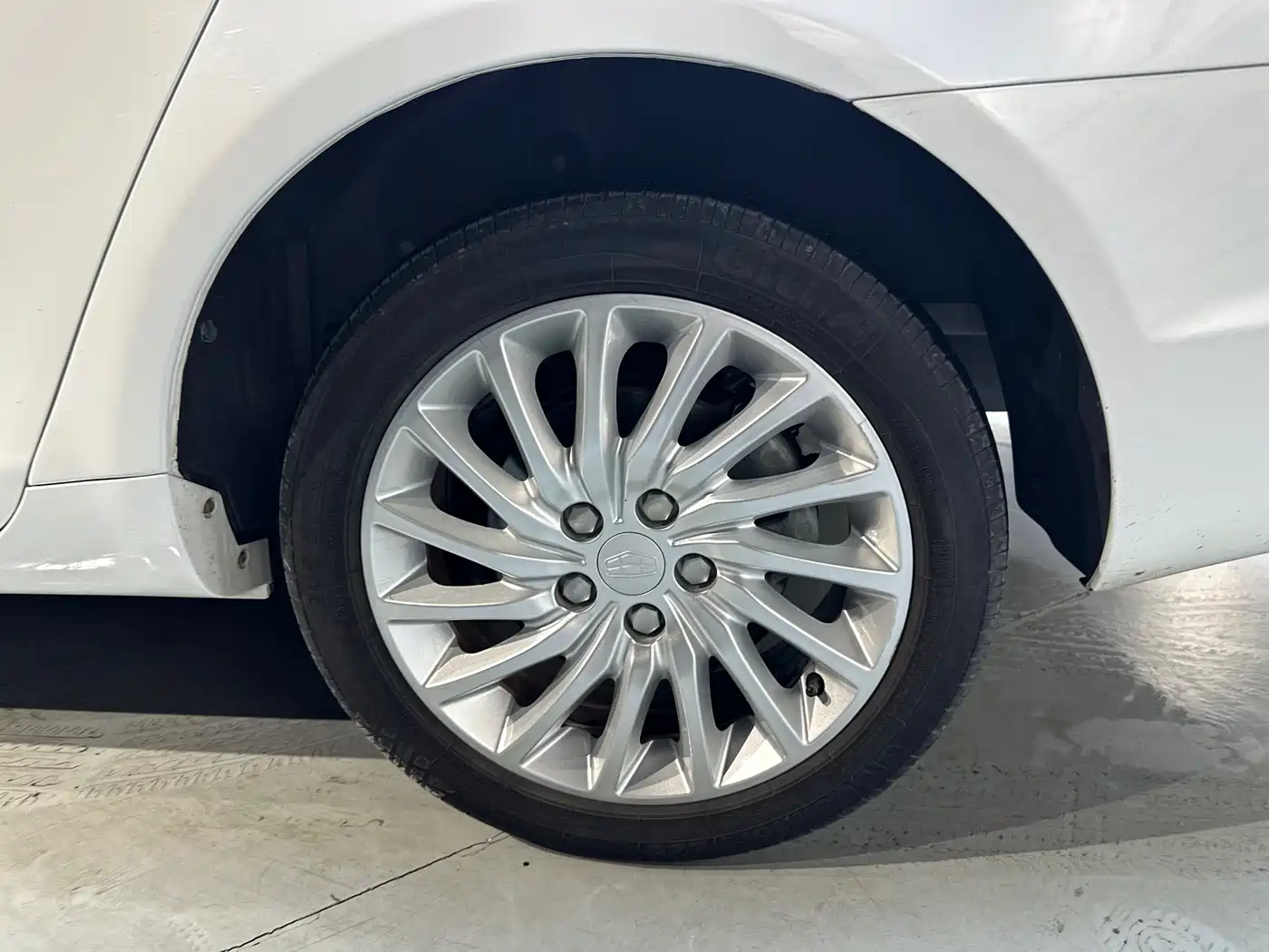 GEELY EMGRAND NEW ENERGY