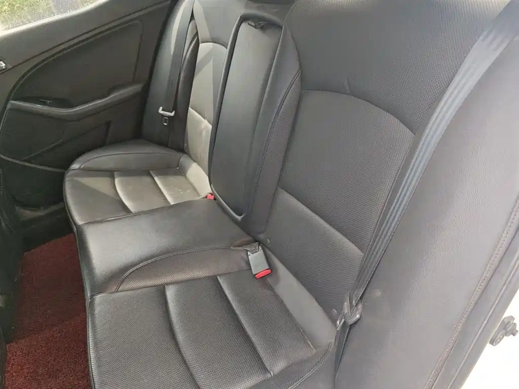 Kia K5 2014 2.0L Automatic LUXURY фото 13