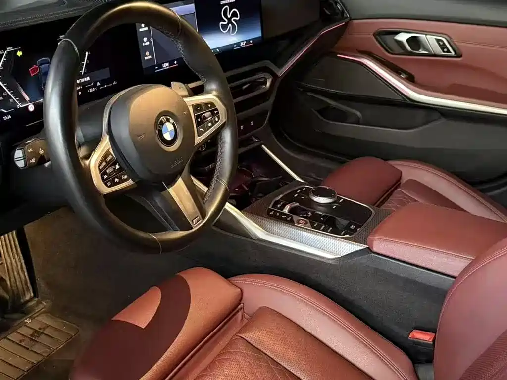 BMW 3-SERIES
