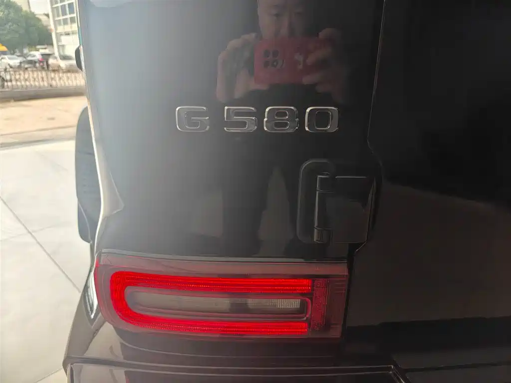 Mercedes-Benz G-Class New Energy 2025 G580 Launch Special Edition фото 11