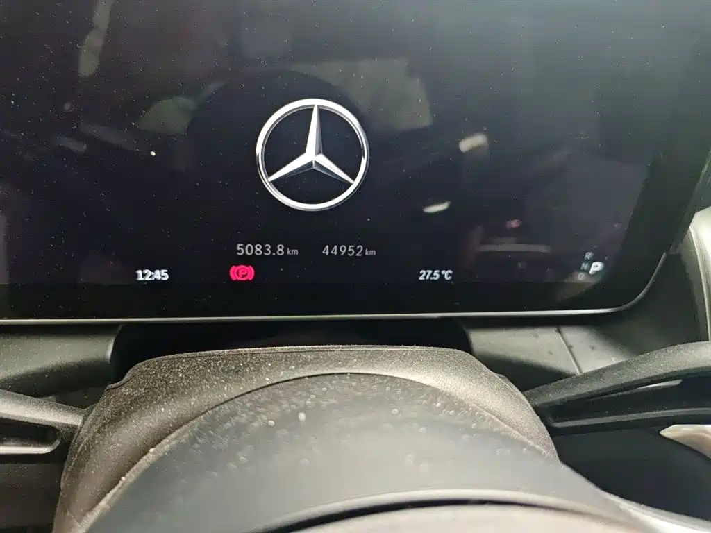 Mercedes-Benz GLC 2023 GLC 300 L 4MATIC Sport 5-Seater фото 8