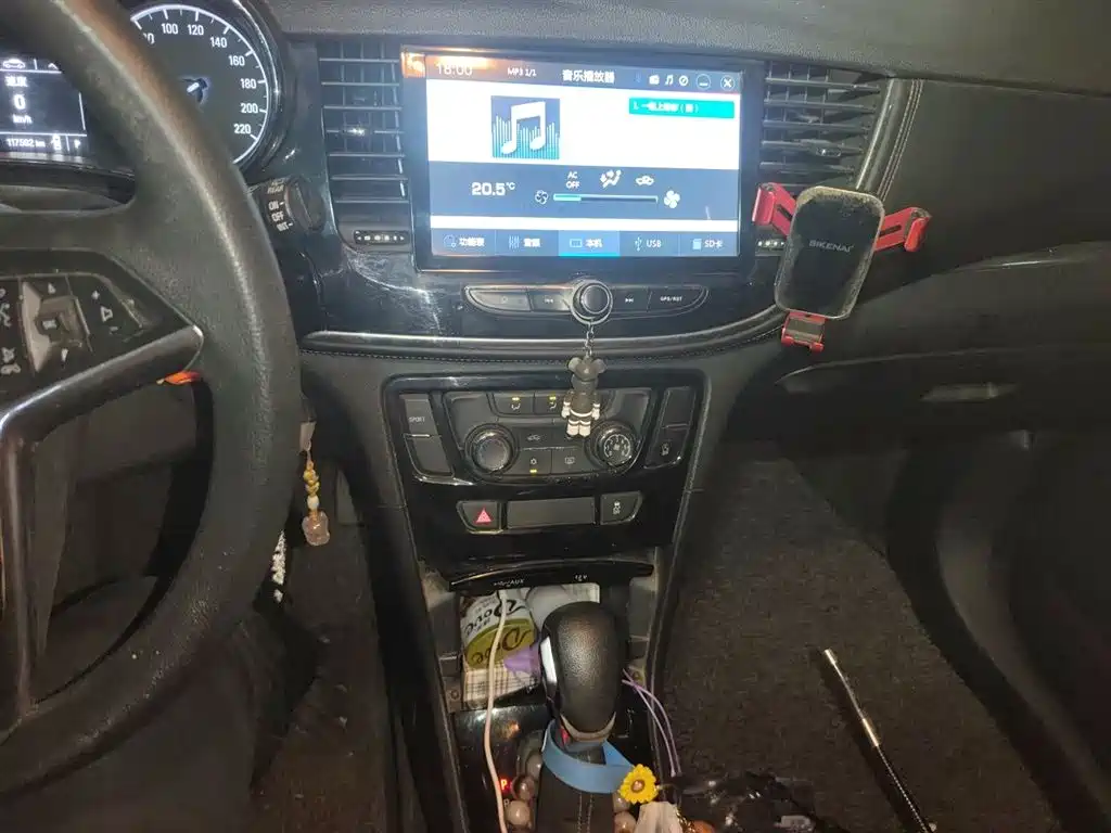 Buick Encore 2016 18T Automatic 2WD Urban Leading фото 9