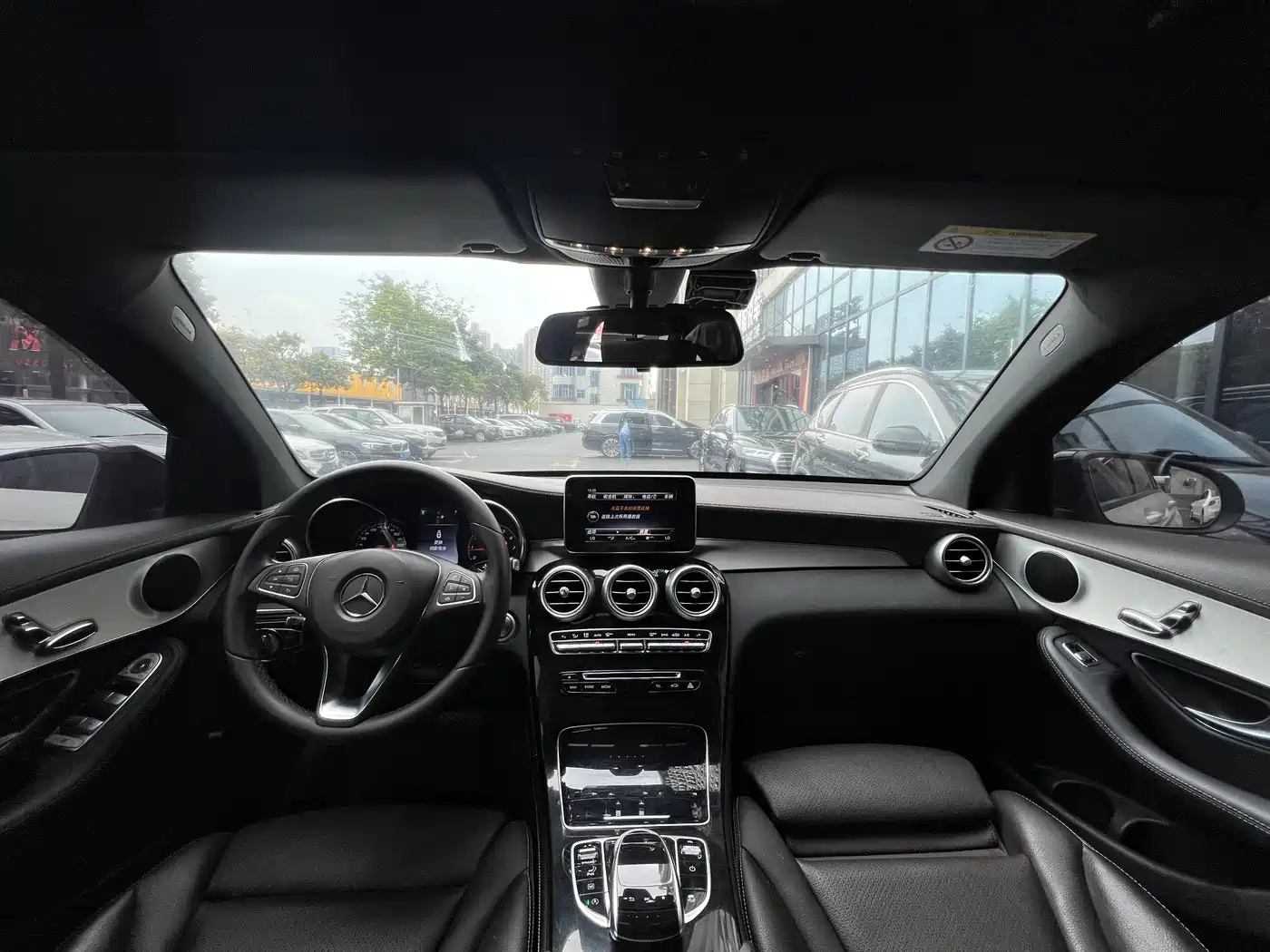 Mercedes-Benz GLC Coupe 2017 GLC 200 4MATIC Coupe SUV фото 11