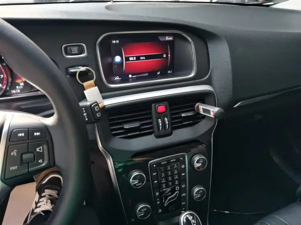Volvo V40 2019 2019 T3 Momentum