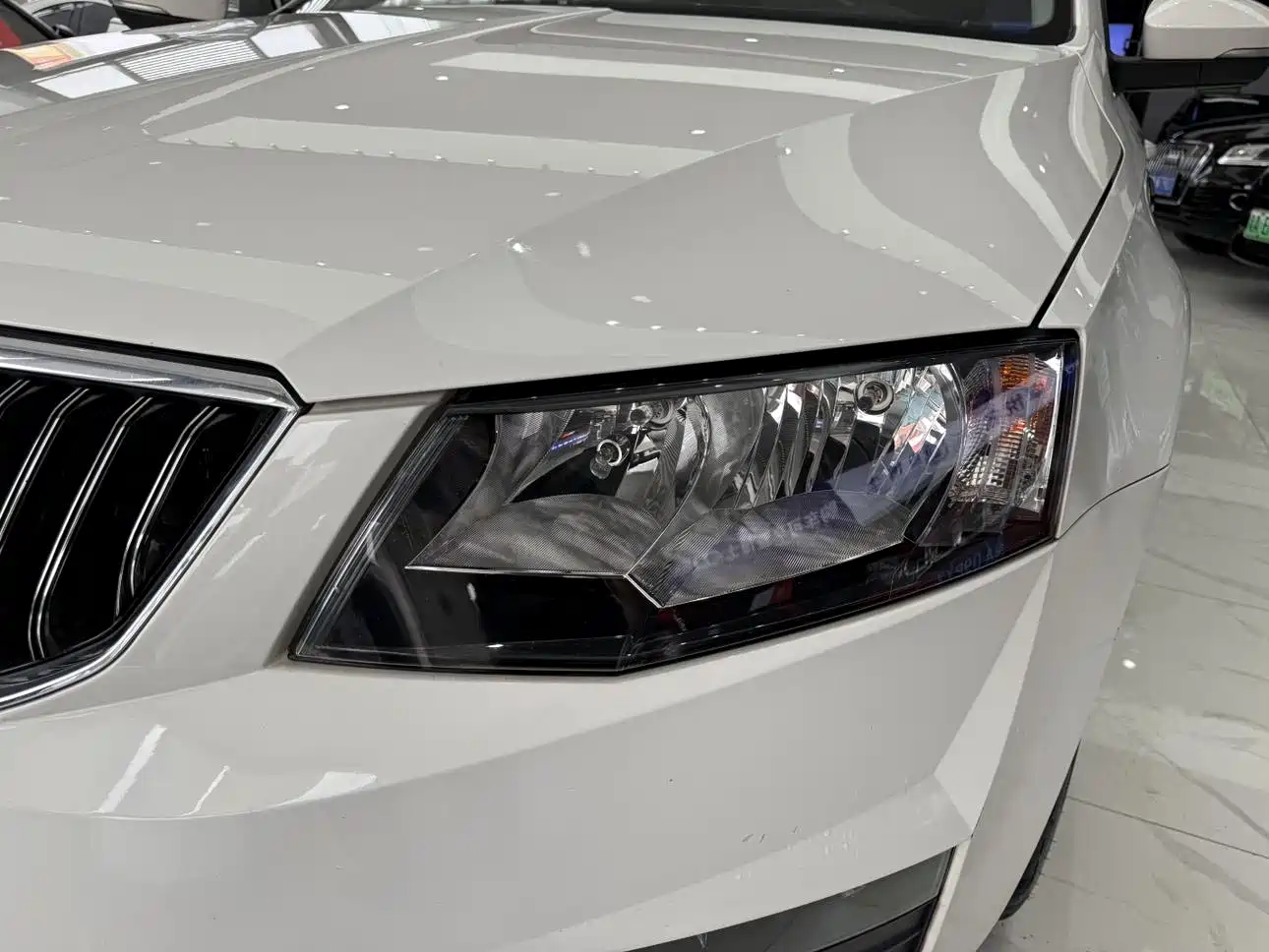 Škoda Octavia 2017 1.6L Automatic Pioneer Edition фото 21