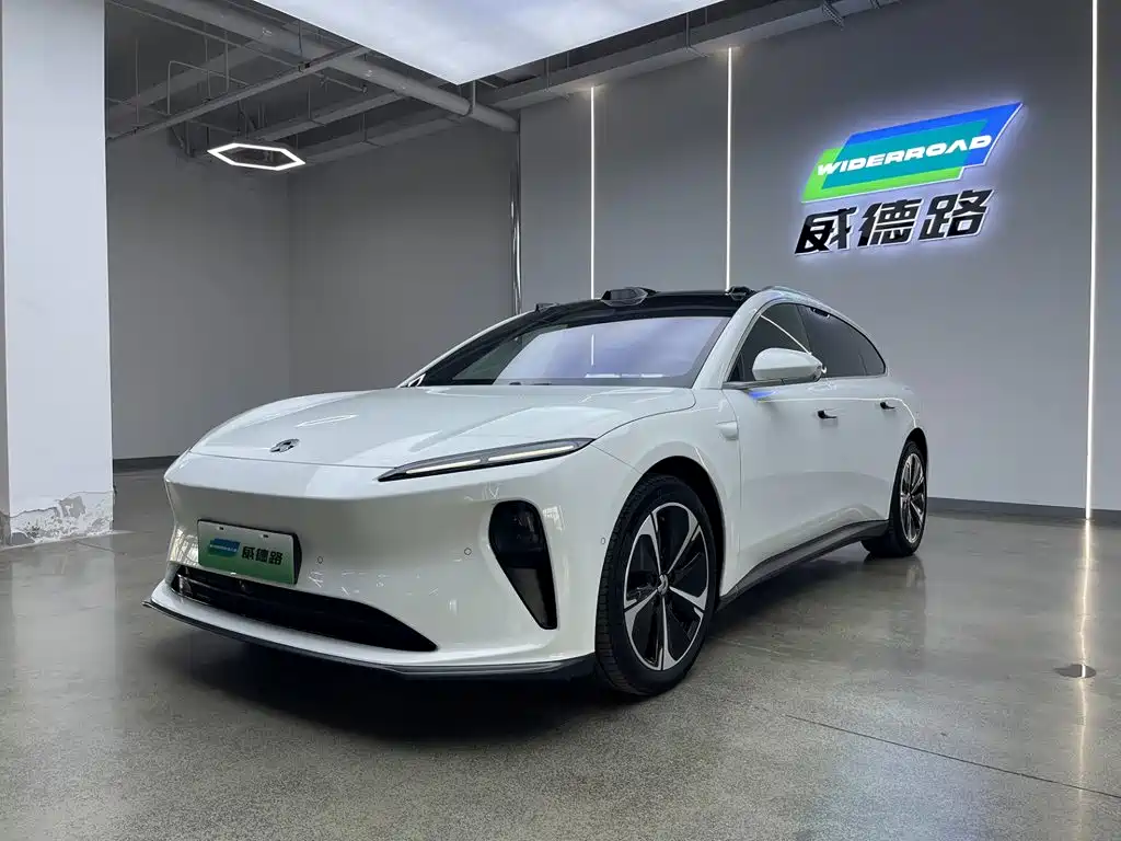 NIO ET5T 2024
