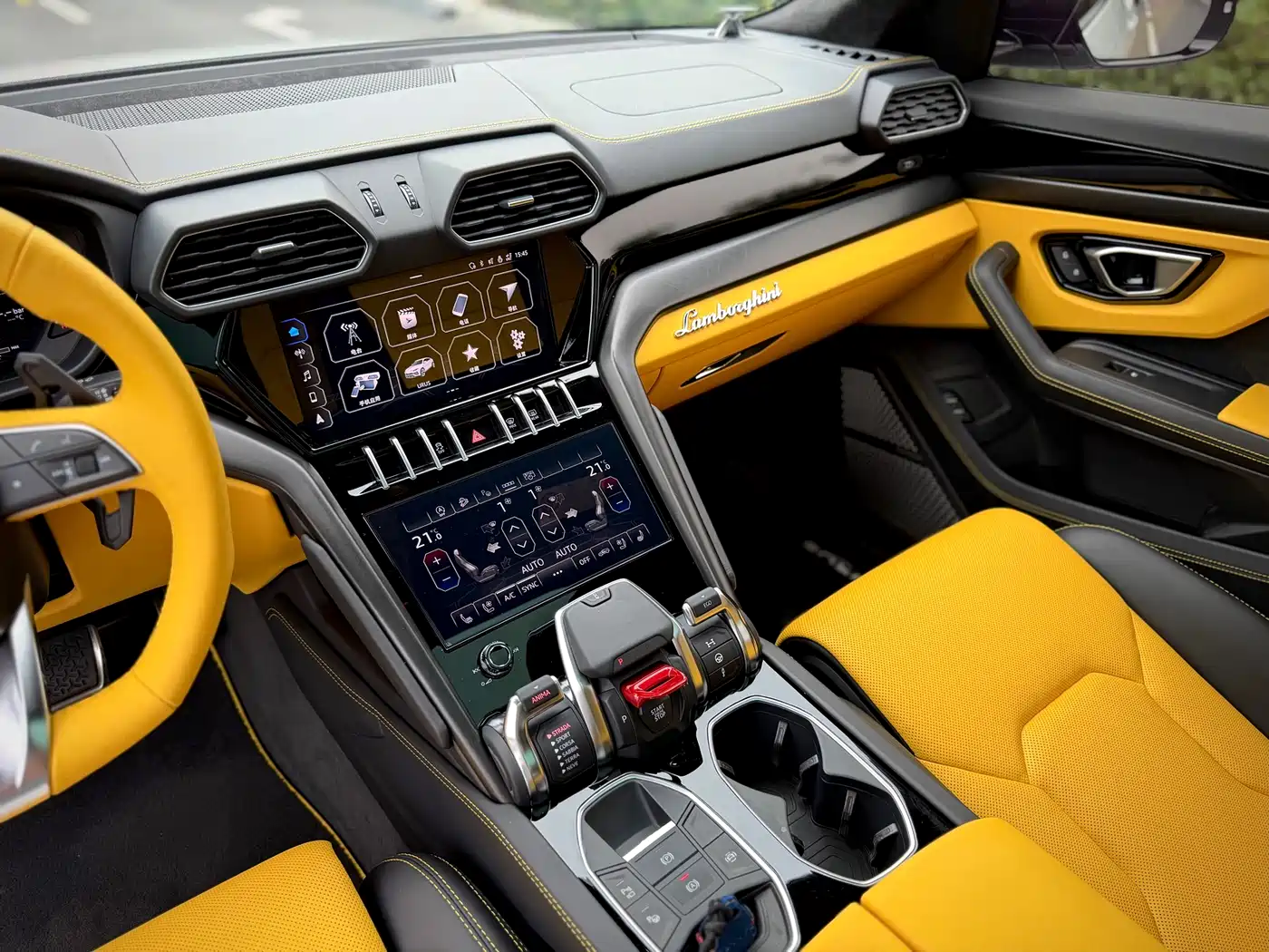 Lamborghini Urus 2021 4.0T V8 фото 19