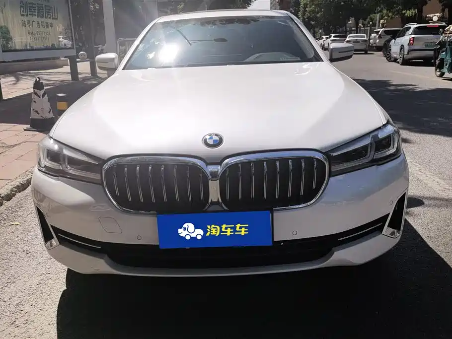 BMW 5 Series 2022 Facelift 525Li Luxury Package фото 2