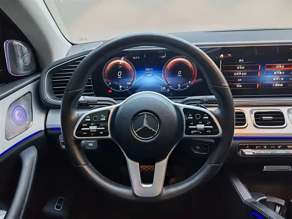 Mercedes-Benz GLE Coupe 2023 GLE 350 4MATIC Coupe SUV Fashion фото 13