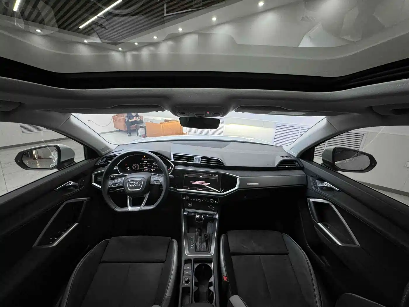 Audi Q3 2022 35 TFSI Fashion Dynamic фото 7