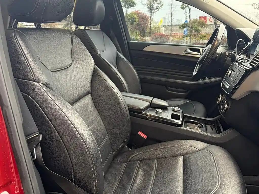Mercedes-Benz GLE Coupe 2015 GLE 320 4MATIC Coupe SUV фото 8