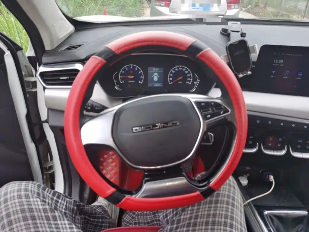 BAIC Beijing X3 2019 2019 1.5T Manual Glory Edition
