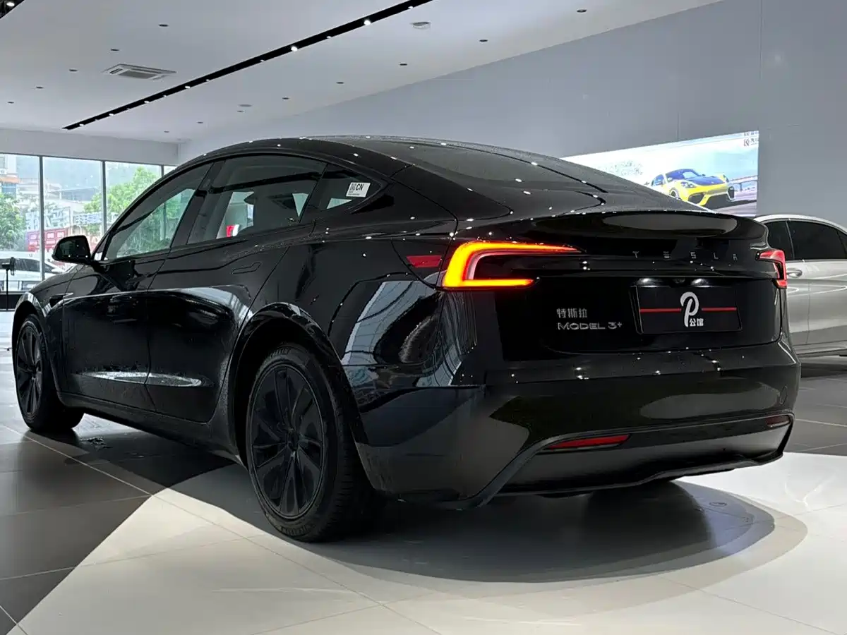 Tesla Model 3 2026 2025 Long Range All-Wheel Drive