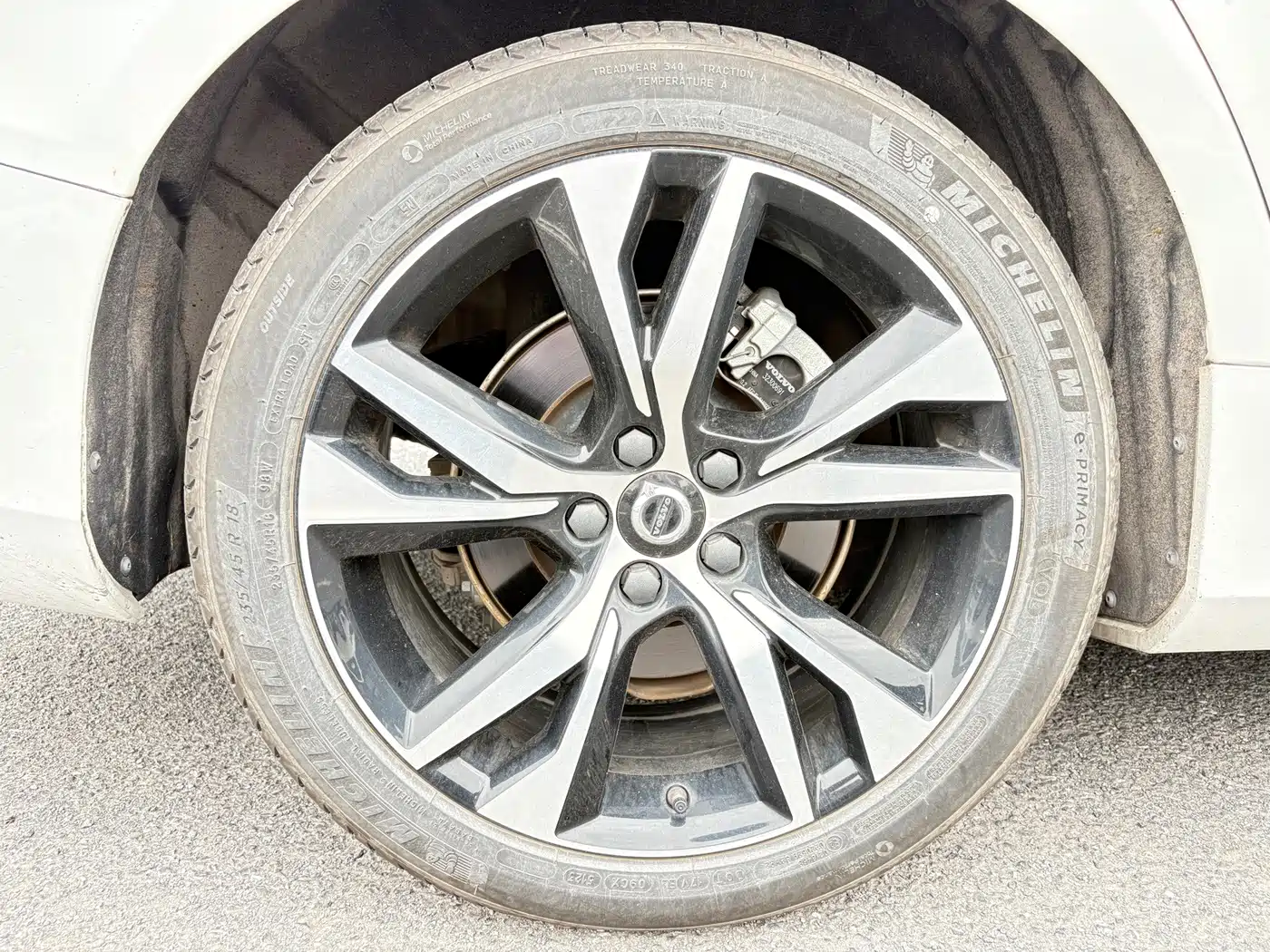 Volvo S60 2024 2024 B5 R-Design Sport Edition