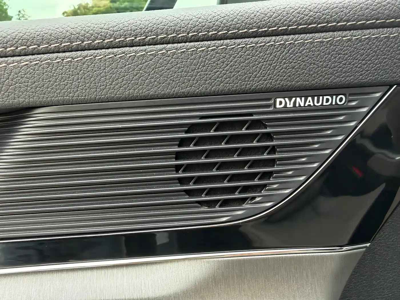 BYD Tang New Energy 2025 Smart Driving Edition DM-i 115KM Honor фото 11