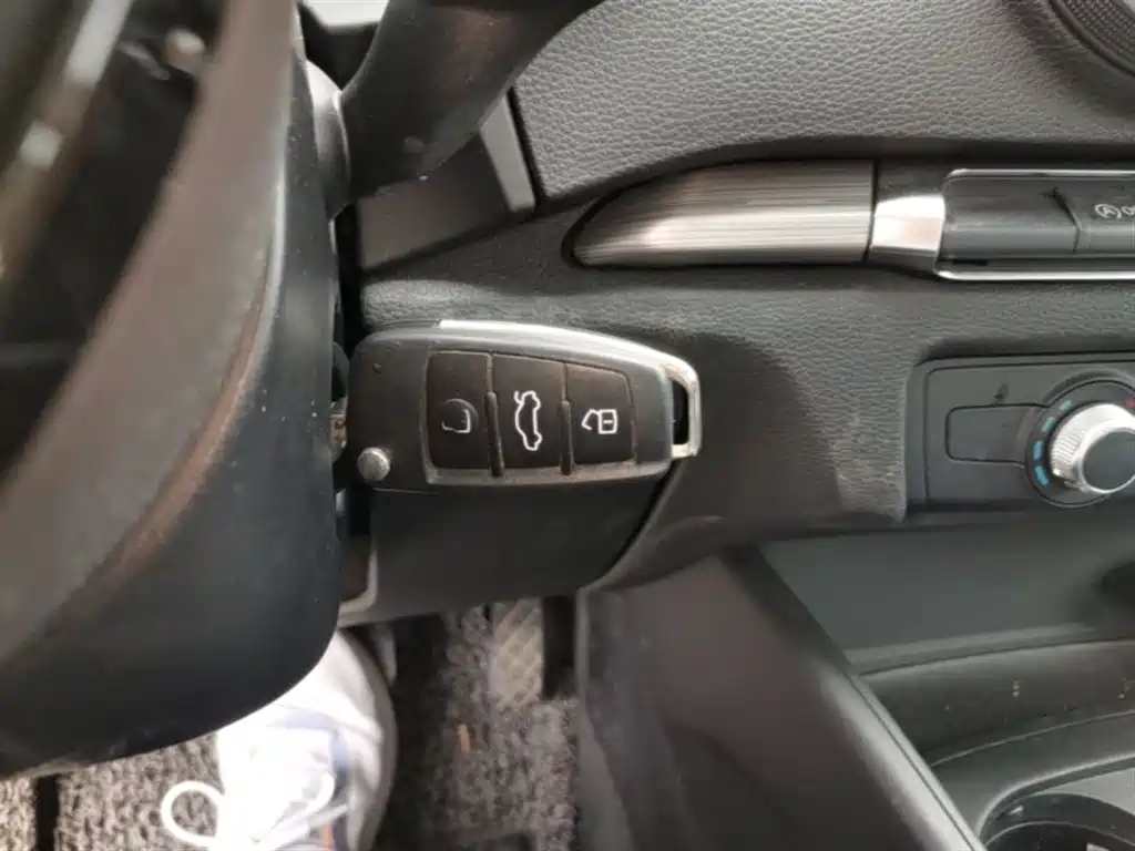 Audi A3 2015 Sportback 35 TFSI Millionth Anniversary Intelligent Leader Type фото 9