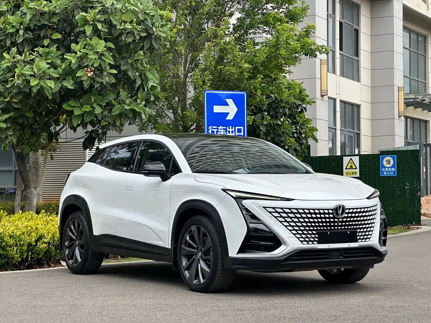 CHANGAN UNI-T