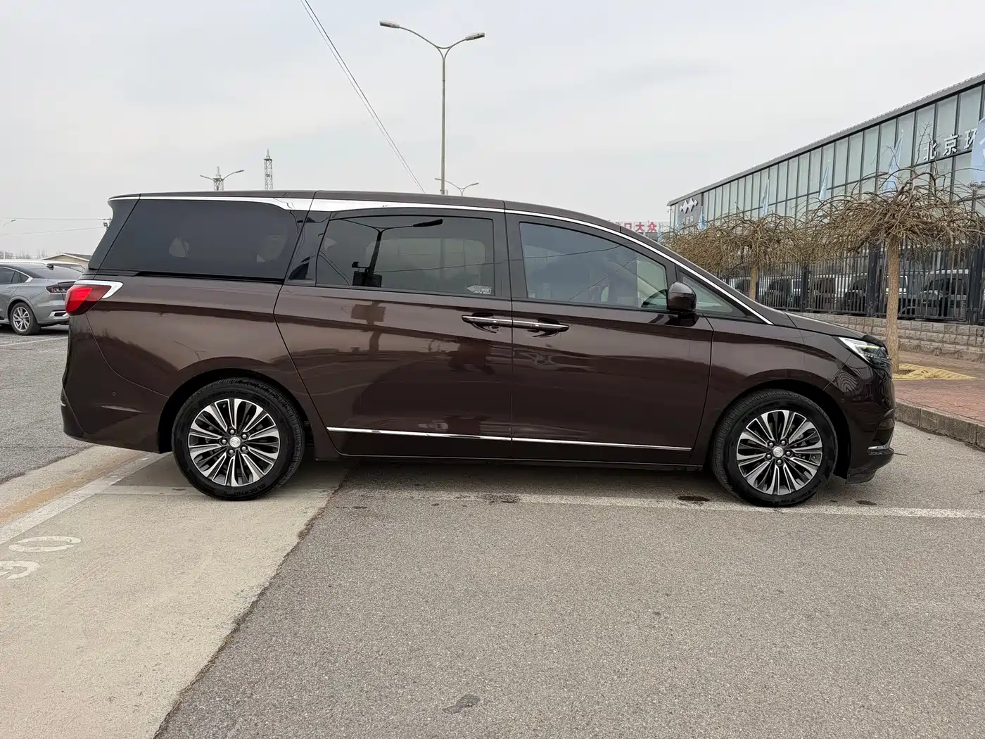 Buick GL8 2020 ES Landglory 653T Flagship фото 4
