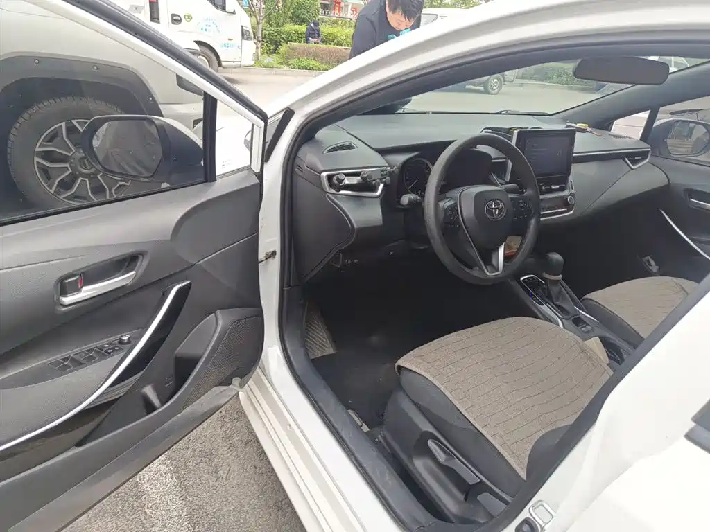 Toyota Levin 2022 Dual Engine 1.8H E-CVT Luxury Edition фото 12