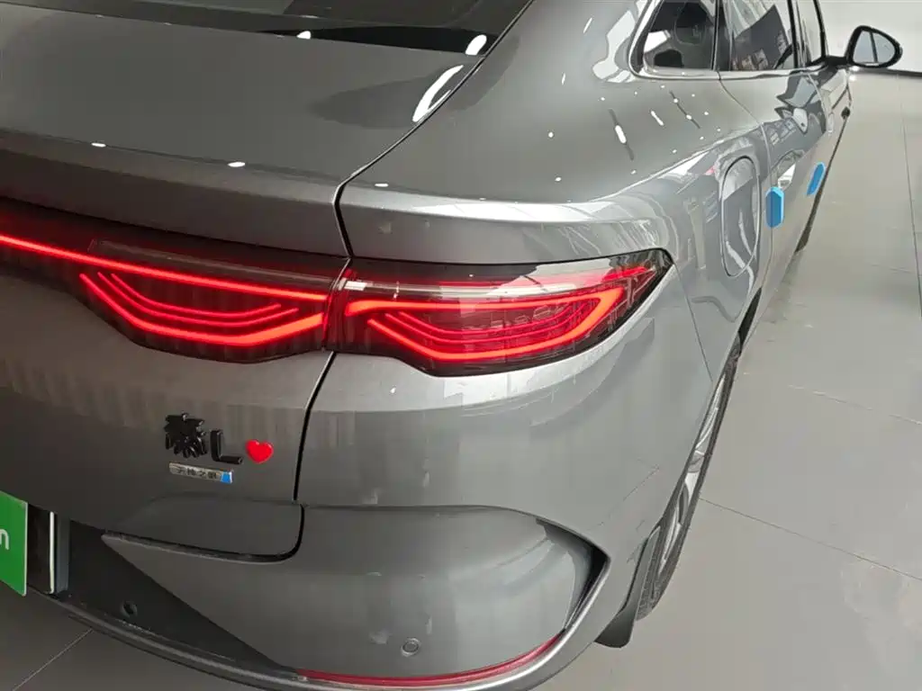 BYD Qin L 2025 EV 470KM Leading Edition фото 24