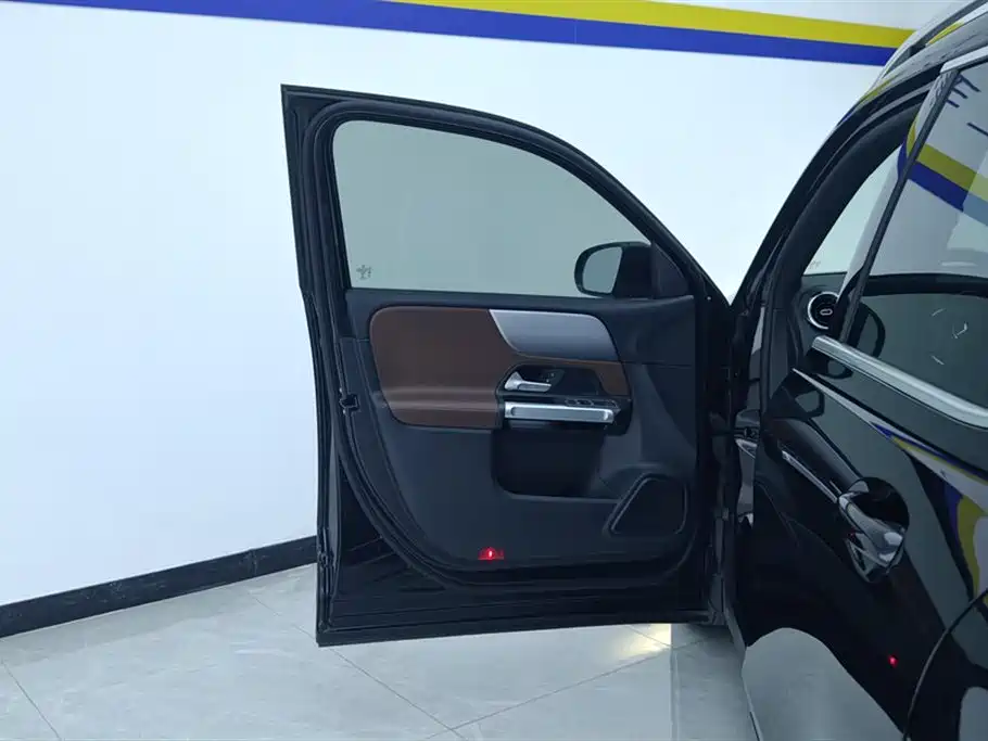 Mercedes-Benz GLB 2022 Facelift II GLB 200 Style фото 7