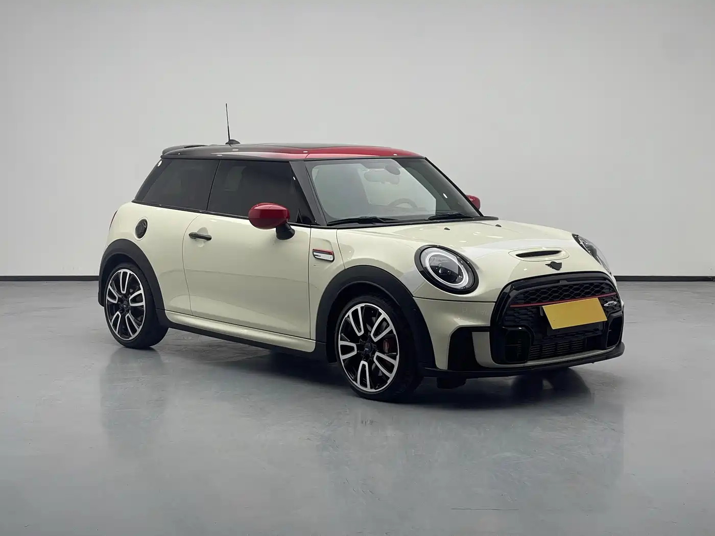 MINI JCW 2022 2023 2.0T JOHN COOPER WORKS Pat Moss Tribute Edition