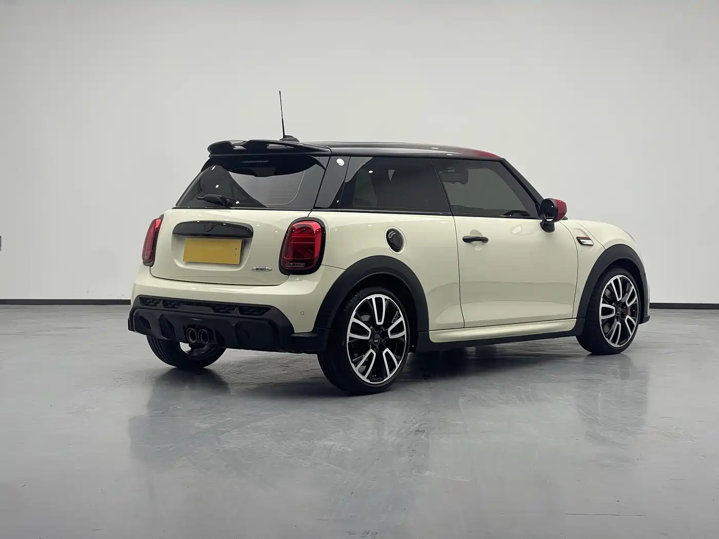 MINI JCW 2022 2023 2.0T JOHN COOPER WORKS Pat Moss Tribute Edition