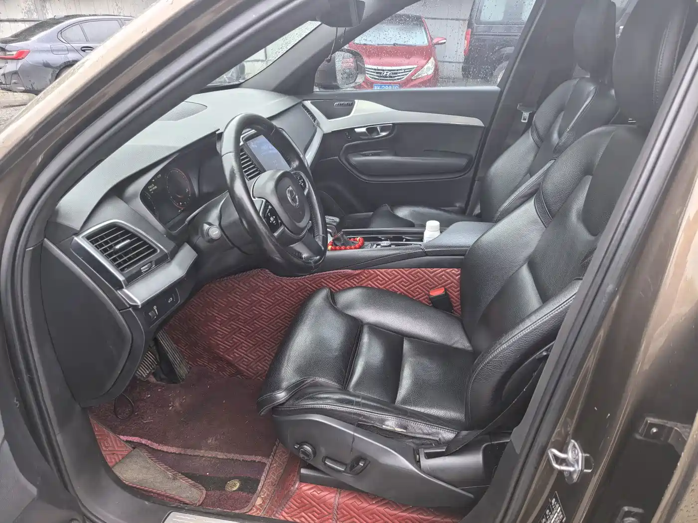 Фото 4 - Volvo XC90