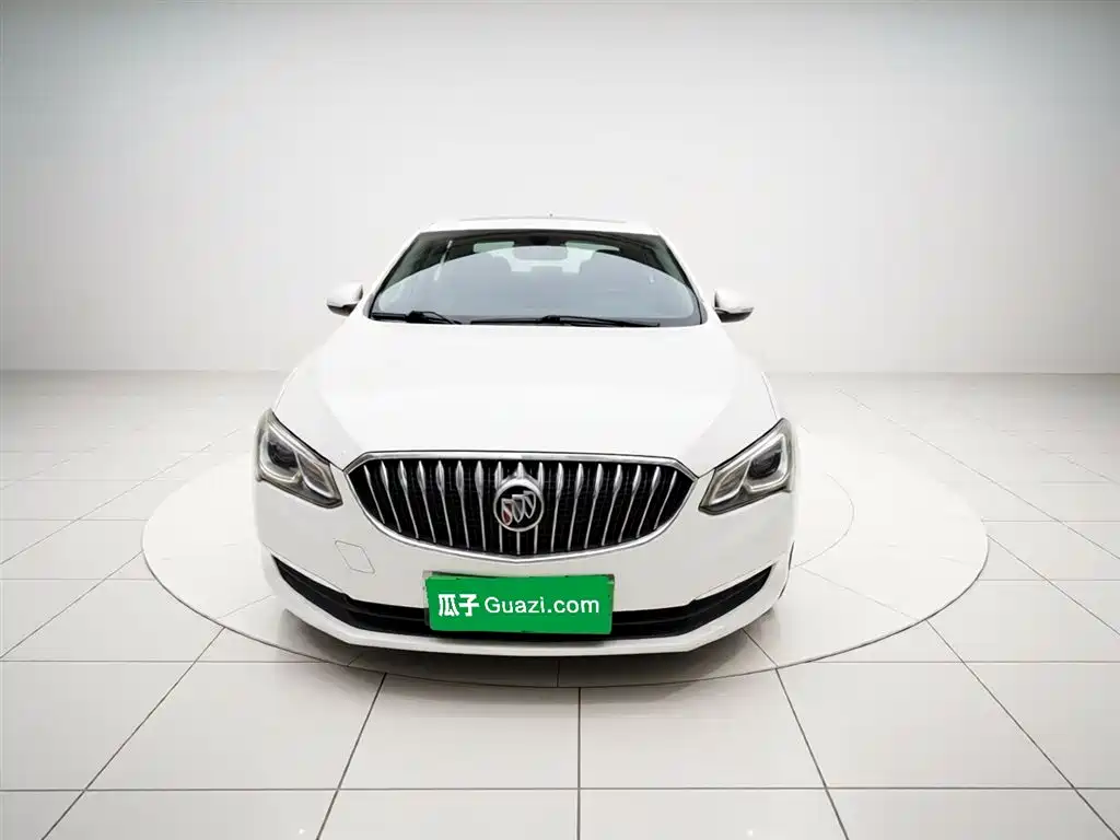 Buick Excelle 2015 15N Automatic Progressive фото 2
