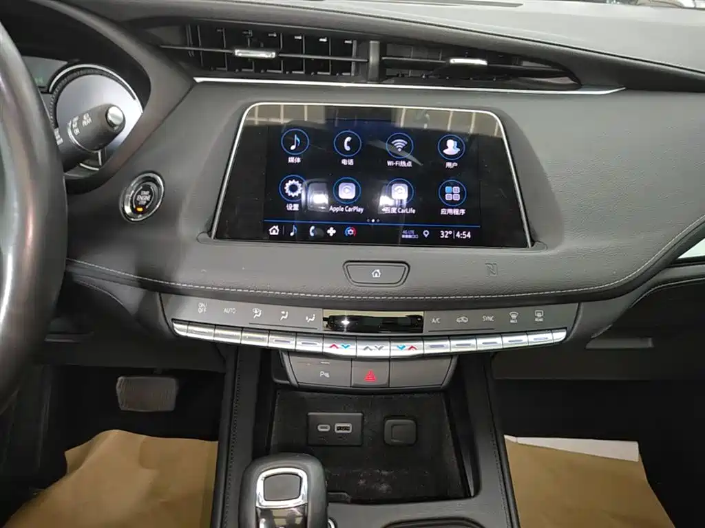 Cadillac XT4 2018 Model 28T 2WD Technology фото 13