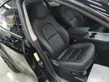 Фото 25 - Tesla Model Y