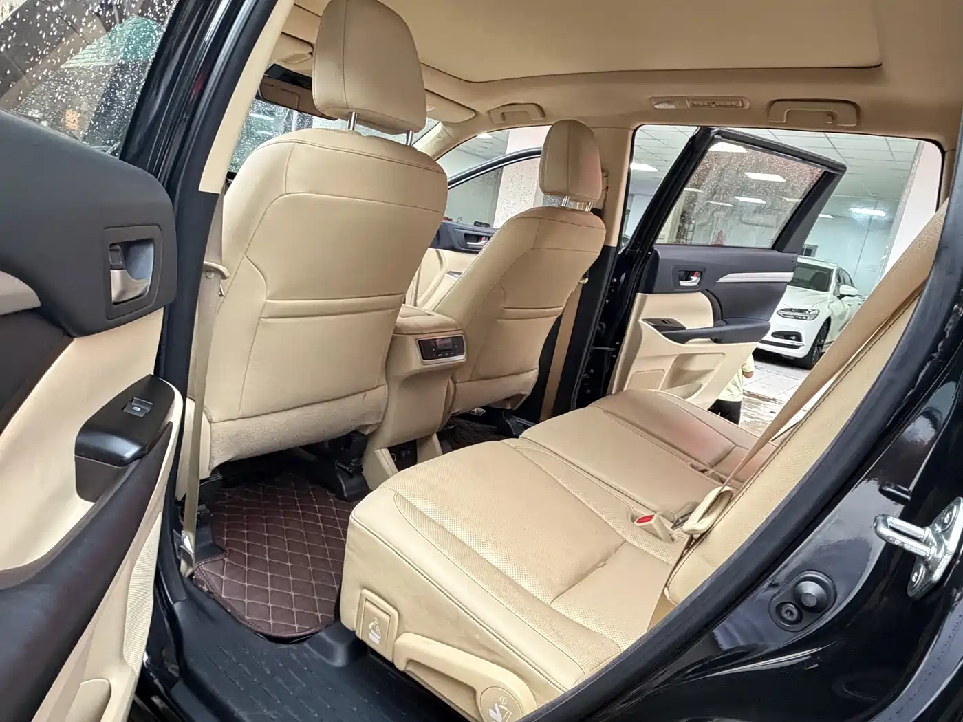 Toyota Highlander 2018 2.0T 2WD Luxury 7-seater (China V) фото 9