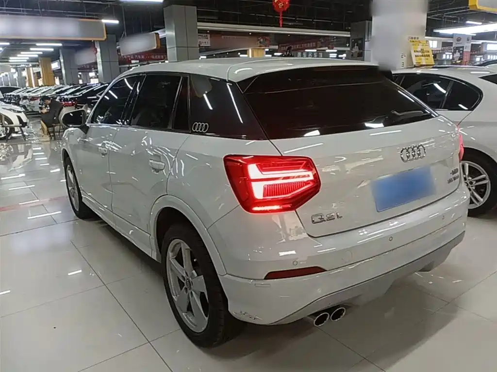 Audi Q2L 2021 35 TFSI Fashion Elegance фото 5