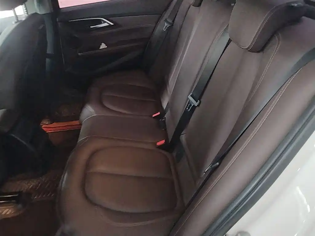 BMW 1 Series 2019 118i M Sport Package фото 17