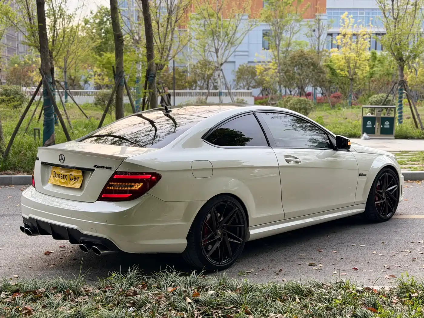 Mercedes-Benz C-Class AMG 2012 AMG C 63 Coupe Dynamic фото 7