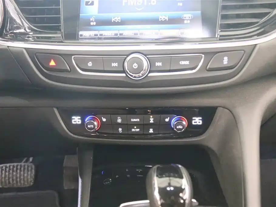 Buick Regal 2017 20T Elite Type фото 10