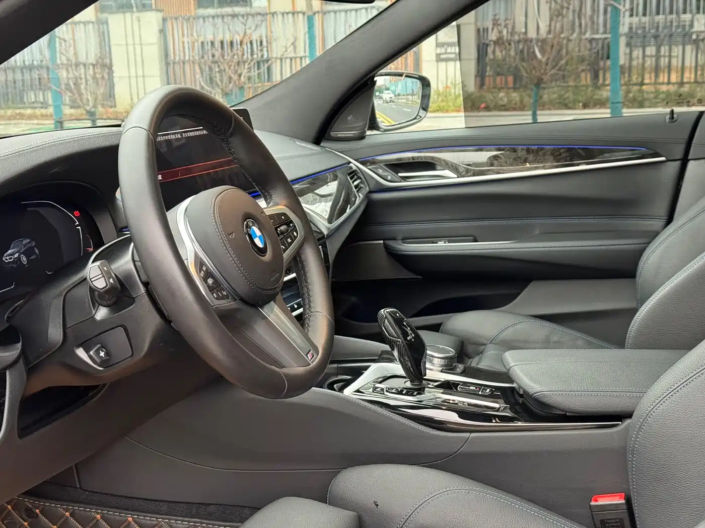 BMW 6 Series GT 2022 Model 630i M Sport Package фото 4