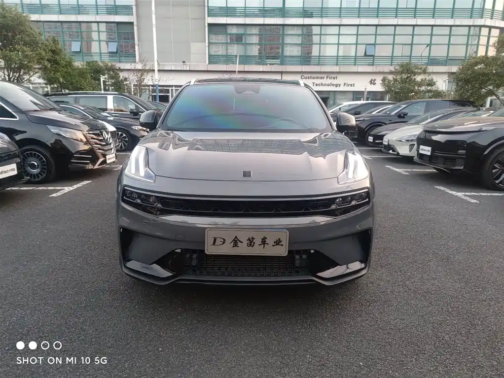 Lynk & Co 06 2023 Remix 1.5T Power Halo фото 2