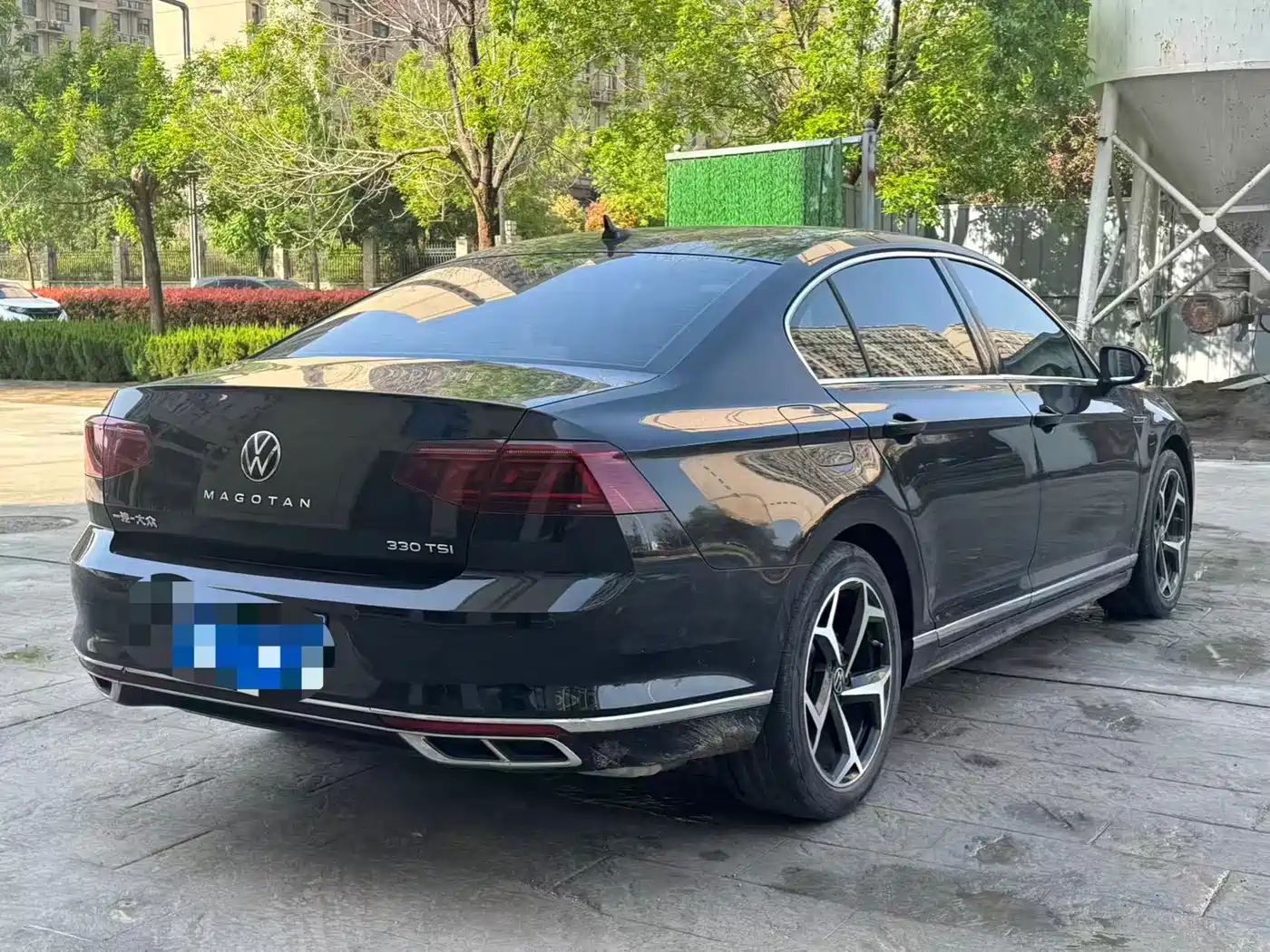 Volkswagen Magotan 2023 Model 2 Million Commemorative Edition 330TSI DSG Luxury фото 9