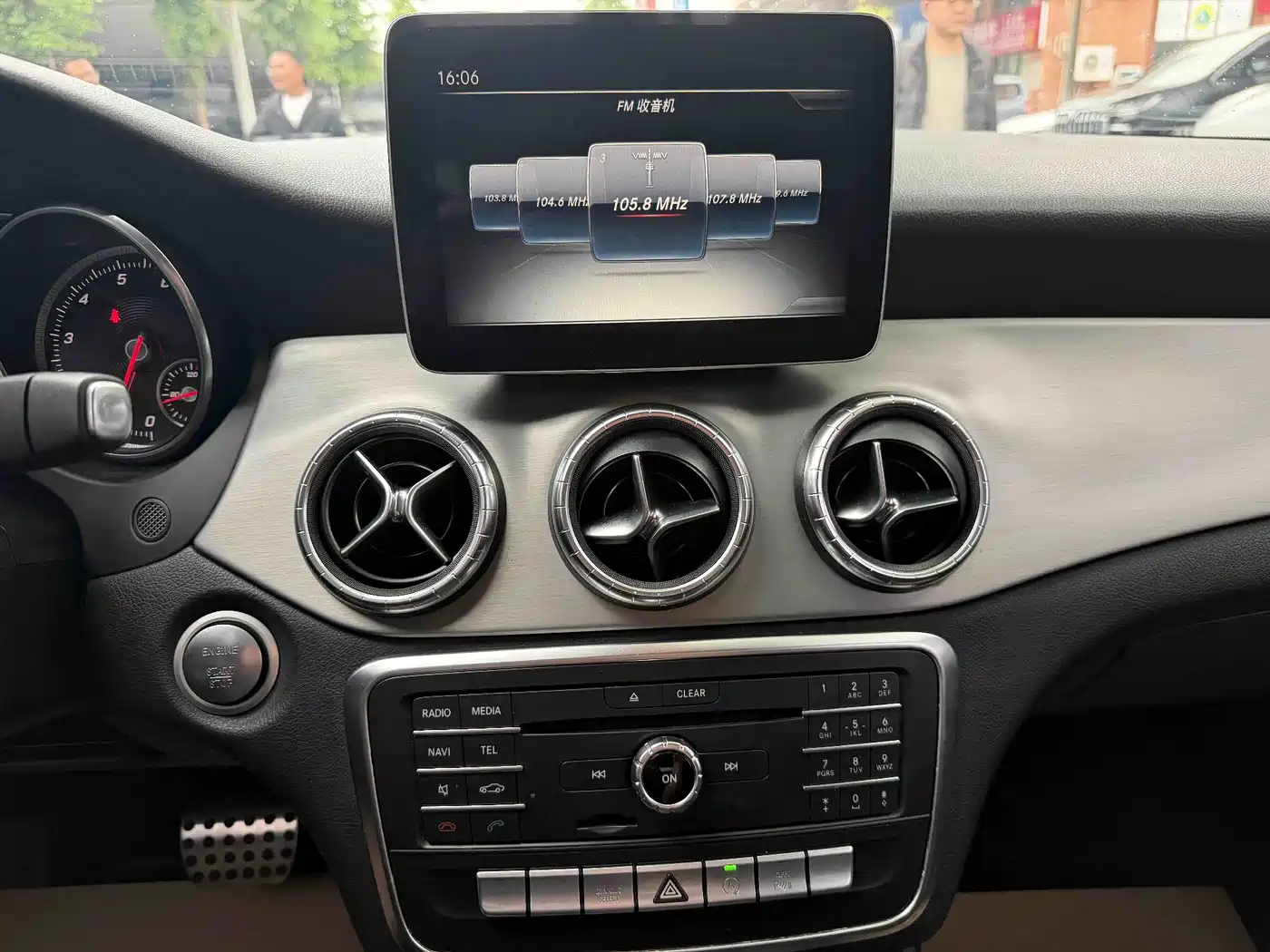 Mercedes-Benz CLA (Import) 2016 CLA 220 4MATIC фото 11