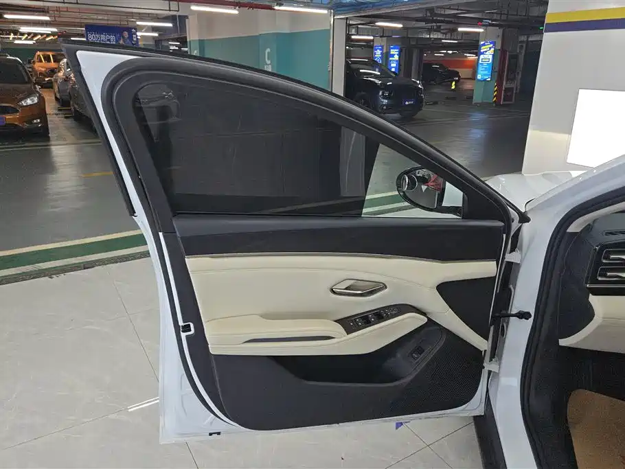 BYD Qin L 2024 DM-i 120KM Leading фото 7