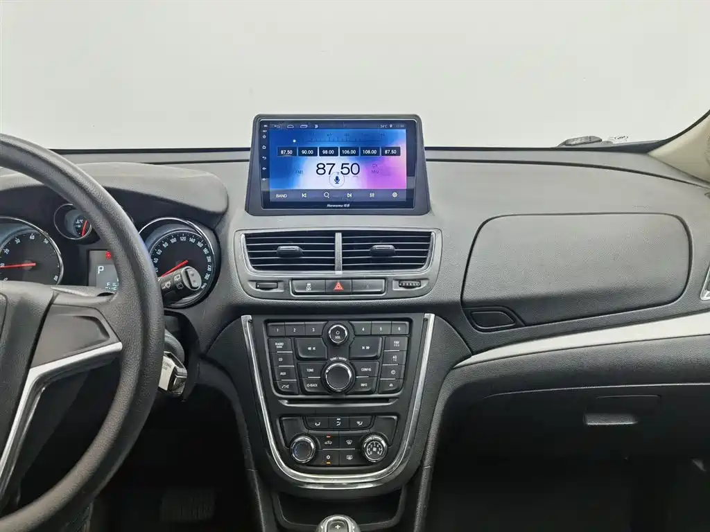 Buick Encore 2014 1.4T Automatic 2WD Urban Elite фото 12