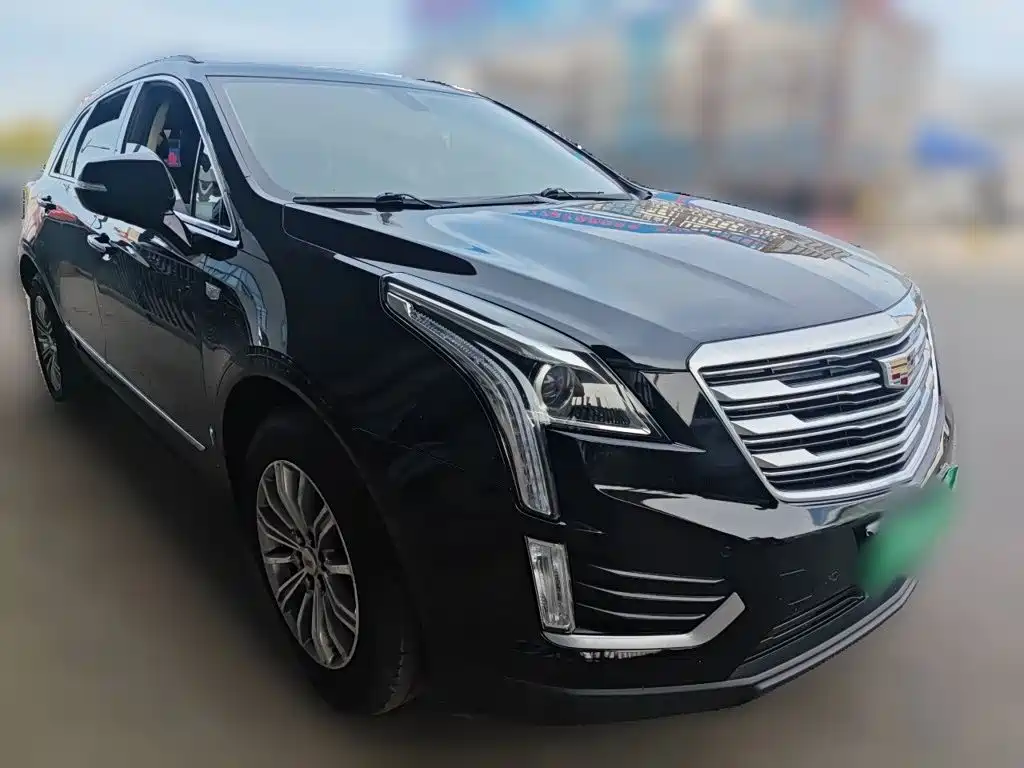 Фото 3 - Cadillac XT5