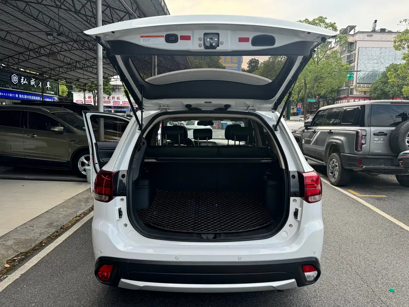 Mitsubishi Outlander 2018 2.4L 4WD Elite Edition 5-seater фото 15