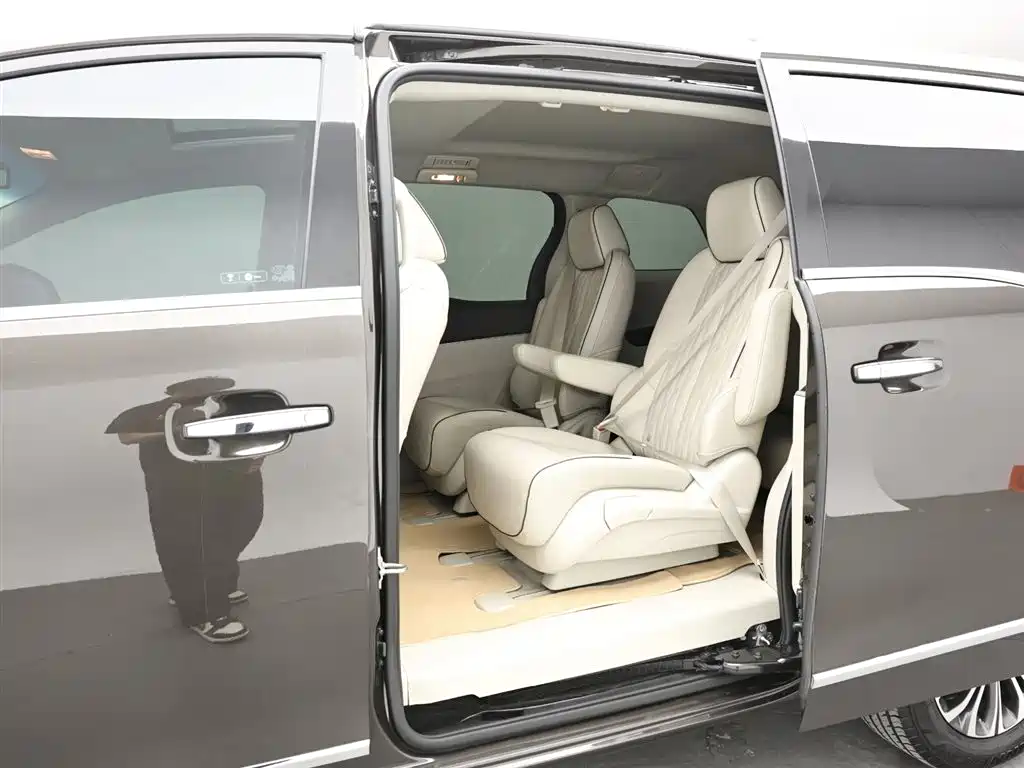 Buick GL8 2021 Land Business Class 652T Luxury фото 14