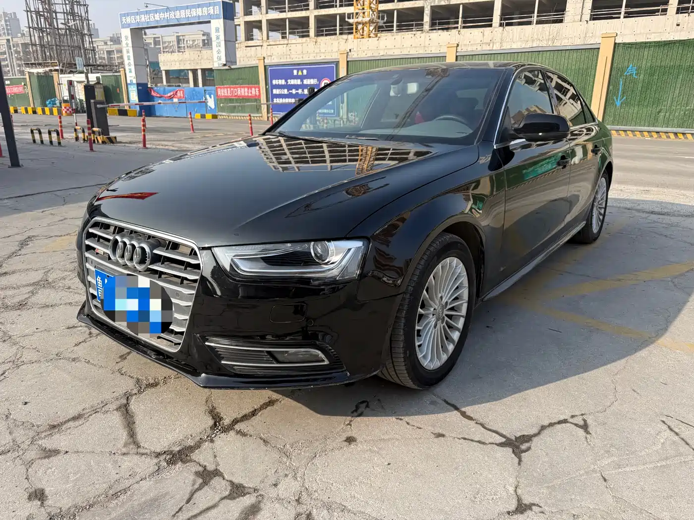 Audi A4L 2015 35 TFSI Auto Comfort