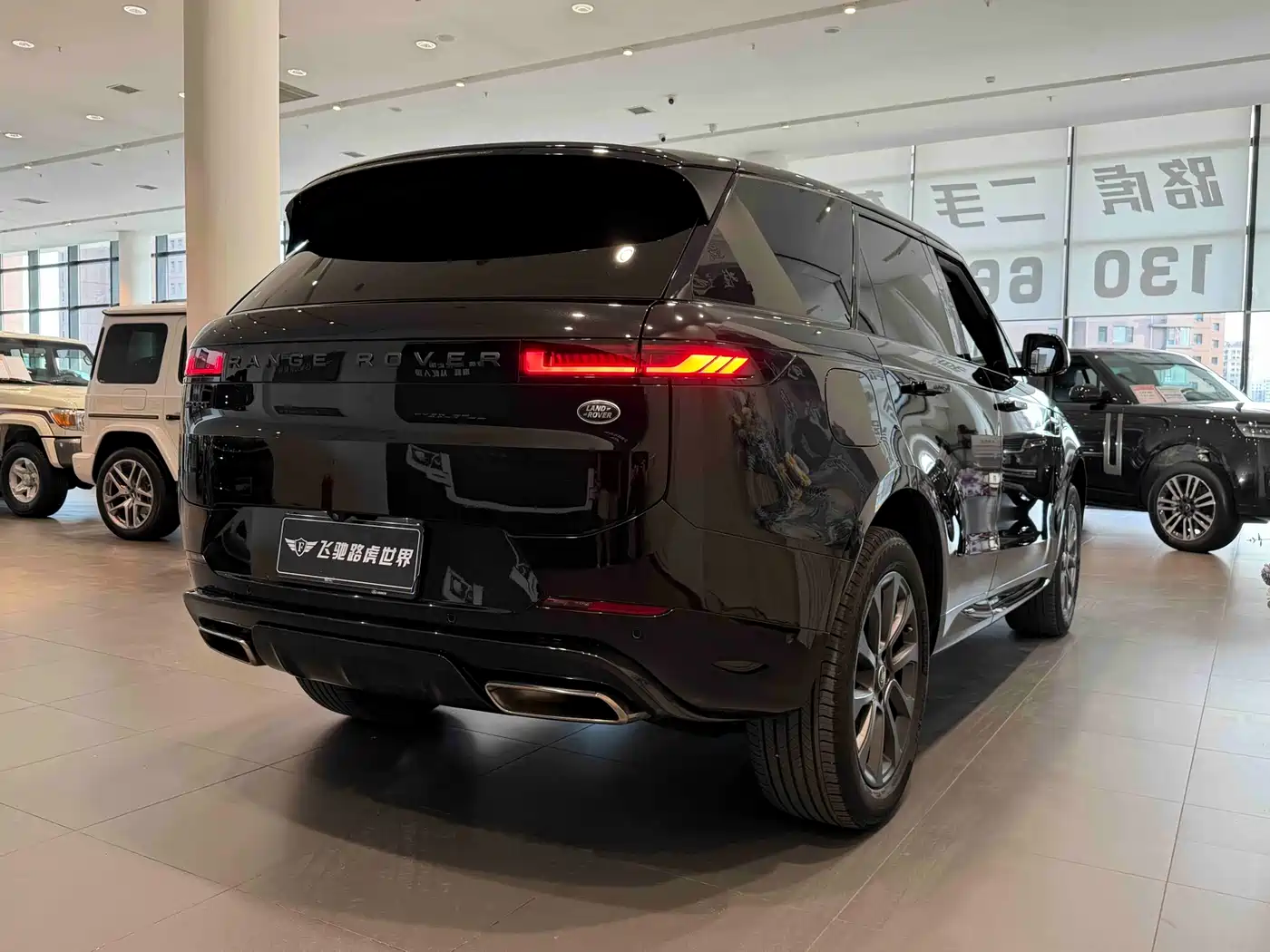 Land Rover Range Rover Sport 2023 400PS Dynamic SE фото 22
